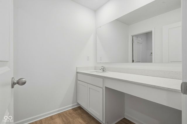 5737 Lauren Lane, Columbus, IN 47203