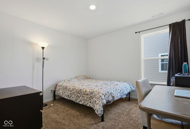 5737 Lauren Lane, Columbus, IN 47203