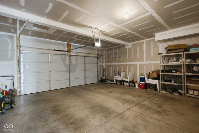 5737 Lauren Lane, Columbus, IN 47203