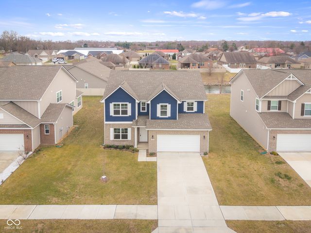 5737 Lauren Lane, Columbus, IN 47203