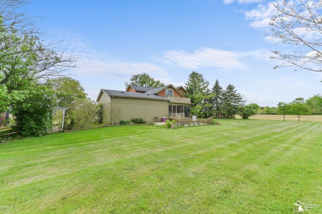 12242 S Stoney Creek Road, Maybee, MI 48159