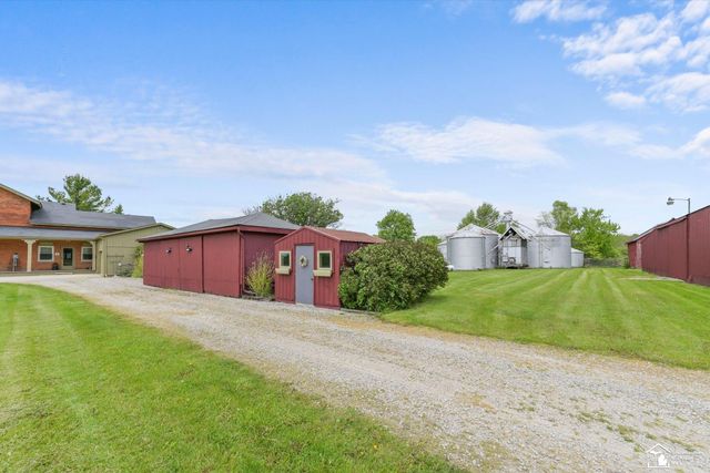 12242 S Stoney Creek Road, Maybee, MI 48159