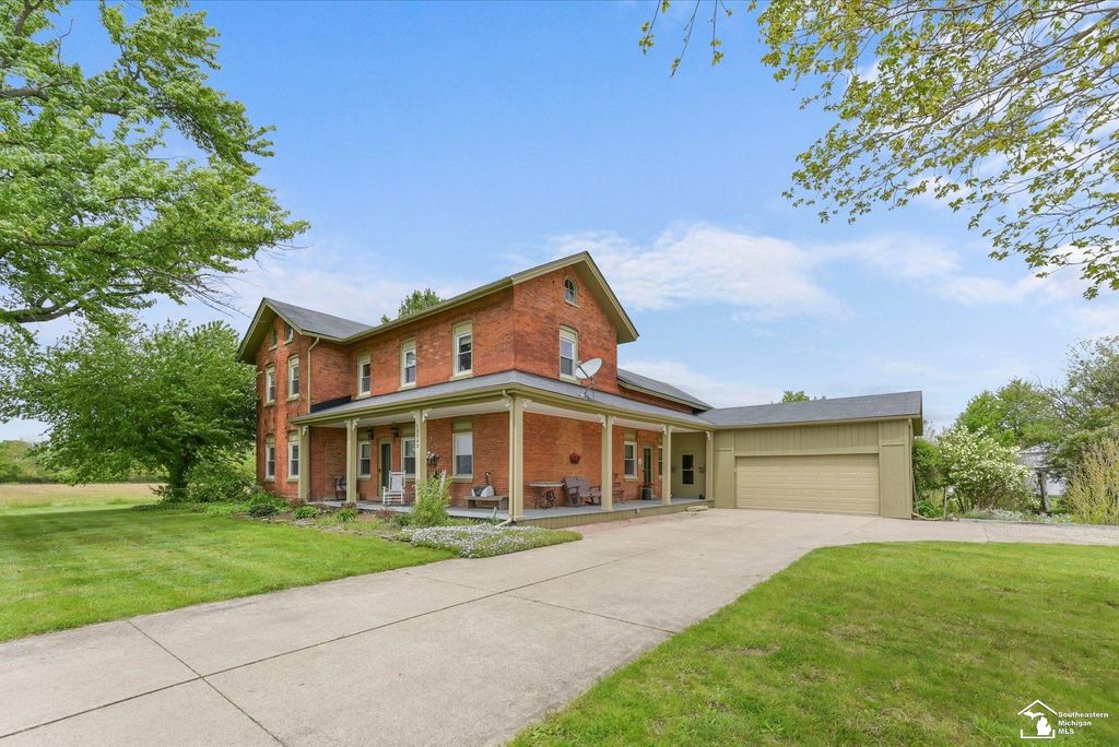 12242 S Stoney Creek Road, Maybee, MI 48159