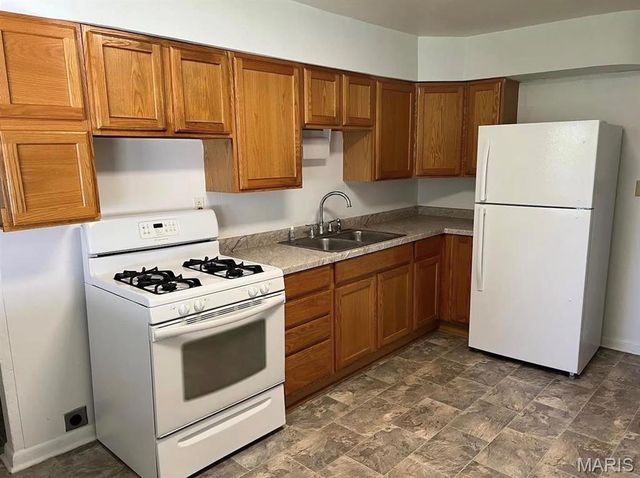 1311 W HWY 50, O'fallon, IL 62269