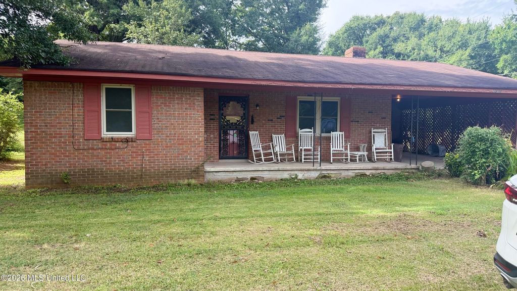 1513 L R L Road, Senatobia, MS 38668 — exterior