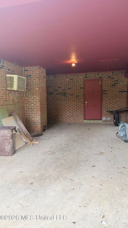 1513 L R L Road, Senatobia, MS 38668 — photo 4