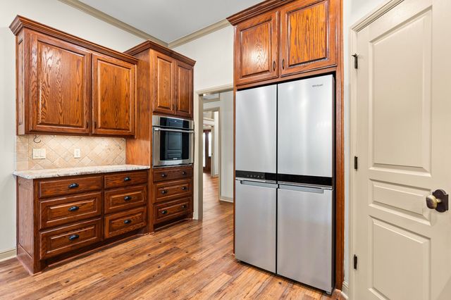 27089 Meadowmore Drive, Whitney, TX 76692