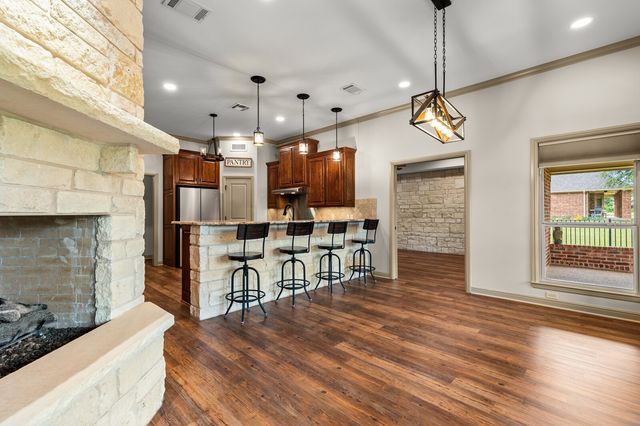 27089 Meadowmore Drive, Whitney, TX 76692