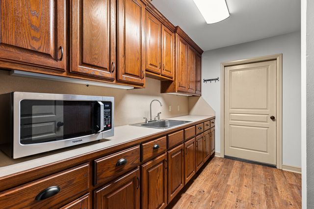 27089 Meadowmore Drive, Whitney, TX 76692