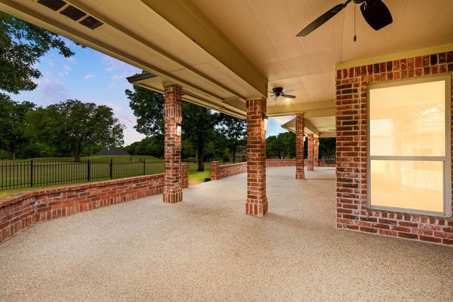 27089 Meadowmore Drive, Whitney, TX 76692