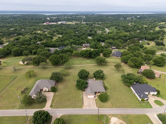 27089 Meadowmore Drive, Whitney, TX 76692