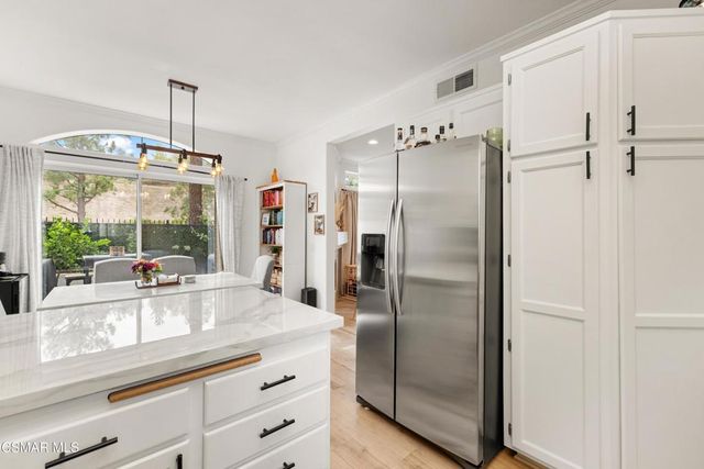 11523 Treeview Court, Moorpark, CA 93021