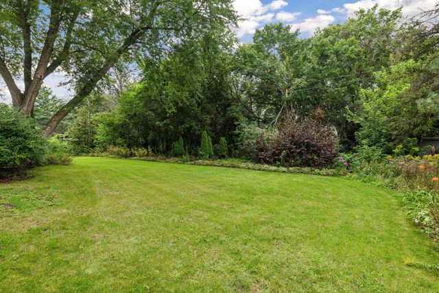 17710 13th Avenue N, Plymouth, MN 55447
