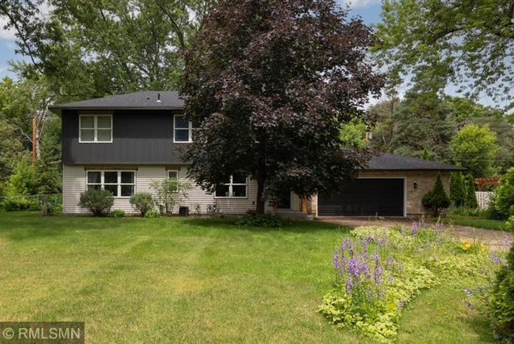 17710 13th Avenue N, Plymouth, MN 55447