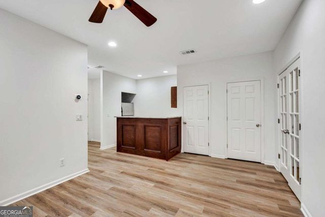1806 Waters Edge Trail, Roswell, GA 30075