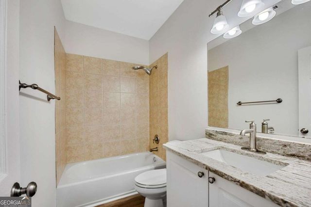 1806 Waters Edge Trail, Roswell, GA 30075