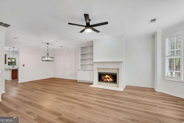 1806 Waters Edge Trail, Roswell, GA 30075