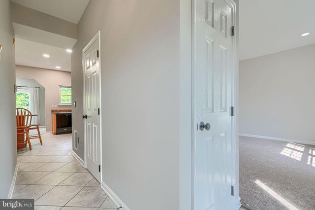 4 GRANNY SMITH CT, Baltimore, MD 21220