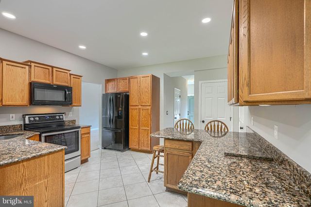 4 GRANNY SMITH CT, Baltimore, MD 21220