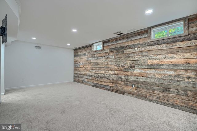 4 GRANNY SMITH CT, Baltimore, MD 21220