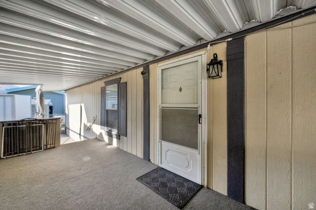 3696 S GOLDRIDGE DR, Magna, UT 84044