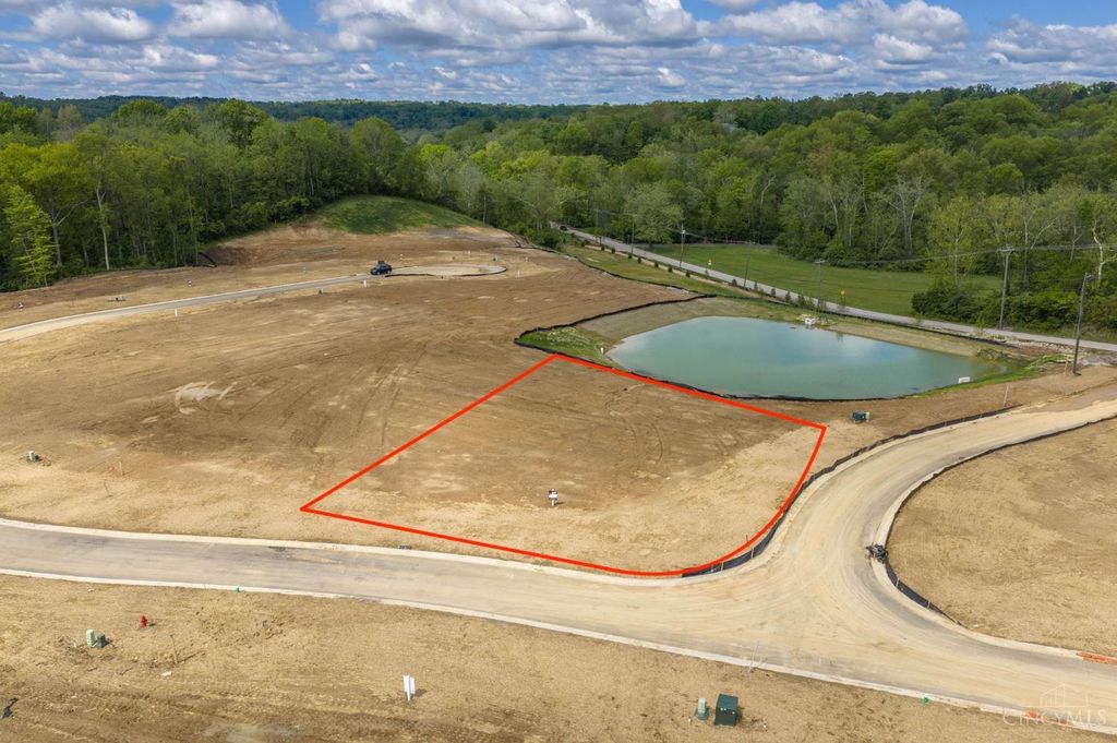412 Trailside Woods Court, Miami Twp, OH 45140