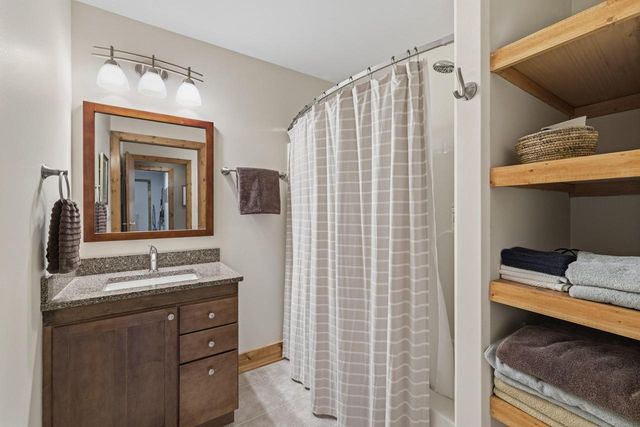 6635 Deerpath ROAD, Lake Geneva, WI 53147