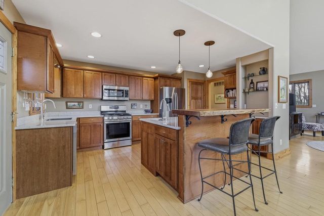 6635 Deerpath ROAD, Lake Geneva, WI 53147