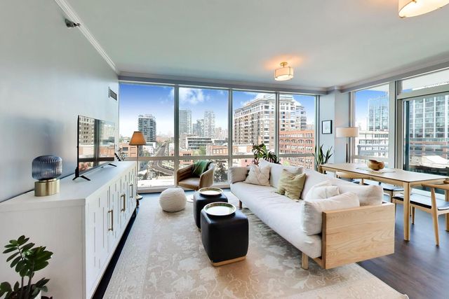 757 N Orleans Street 707, Chicago, IL 60654