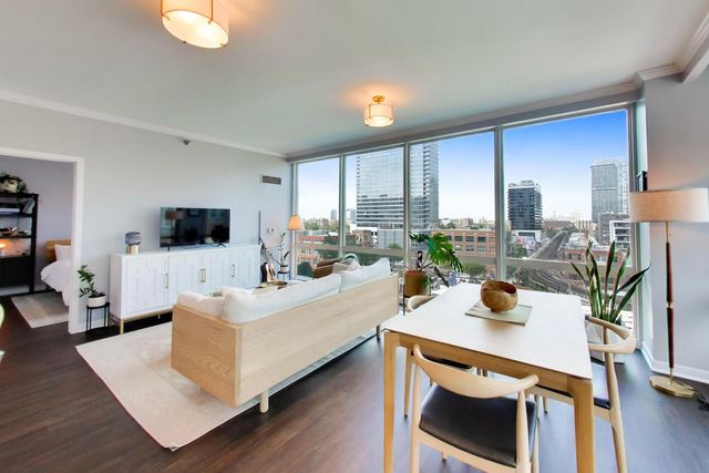 757 N Orleans Street 707, Chicago, IL 60654