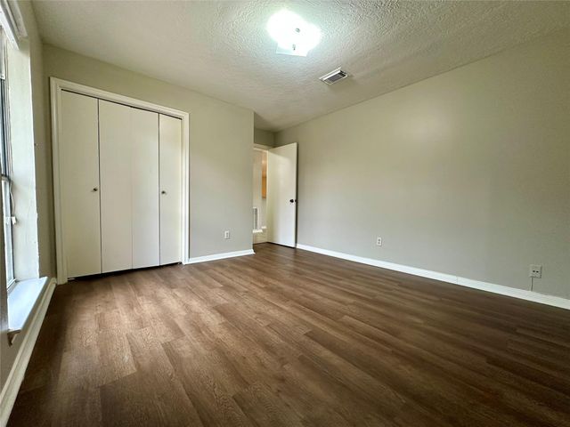 8514 Fawn Terrace Drive, Houston, TX 77071