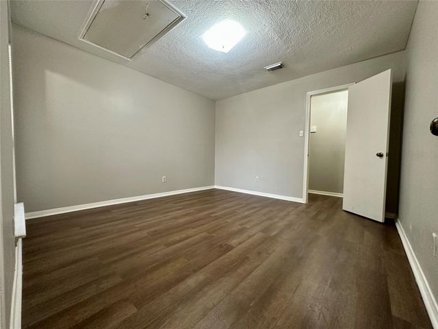 8514 Fawn Terrace Drive, Houston, TX 77071