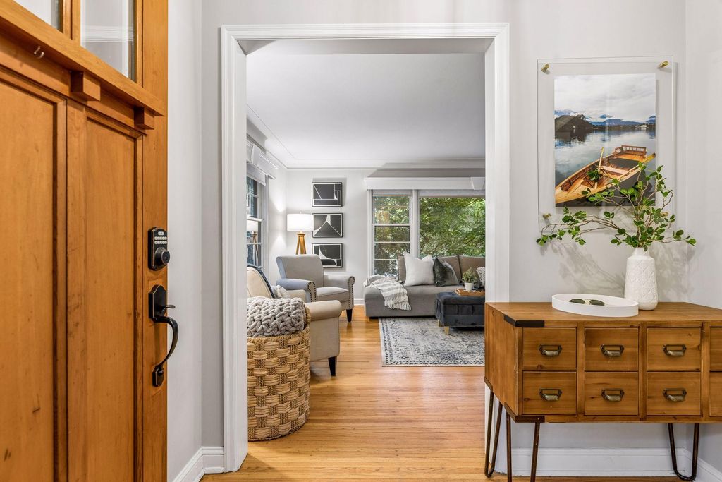5348 Russell Avenue S, Minneapolis, MN 55410 — photo 2