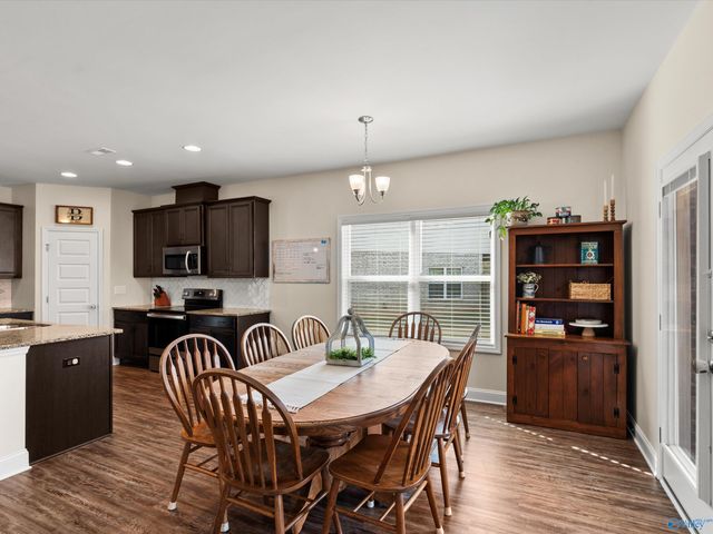 711 Magnolia Place Lane SW, Hartselle, AL 35640