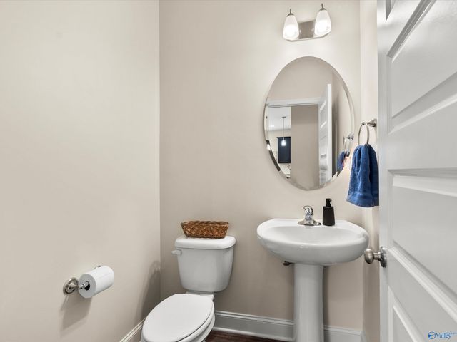 711 Magnolia Place Lane SW, Hartselle, AL 35640