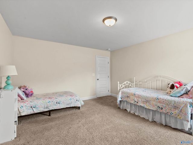 711 Magnolia Place Lane SW, Hartselle, AL 35640