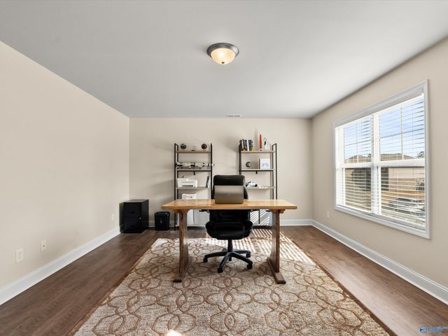 711 Magnolia Place Lane SW, Hartselle, AL 35640