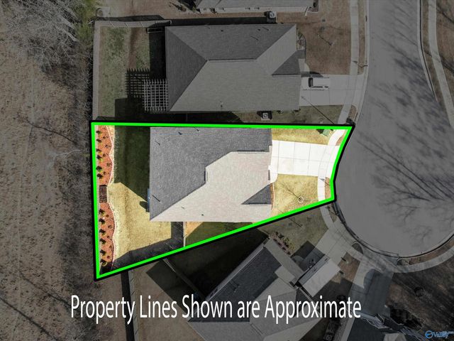 711 Magnolia Place Lane SW, Hartselle, AL 35640