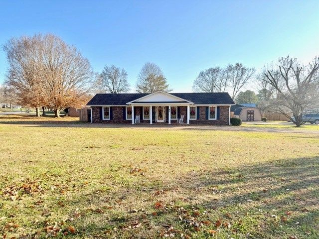 43 Liberty Rd, Winchester, TN 37398
