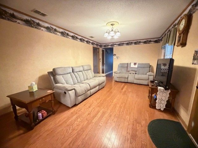 43 Liberty Rd, Winchester, TN 37398