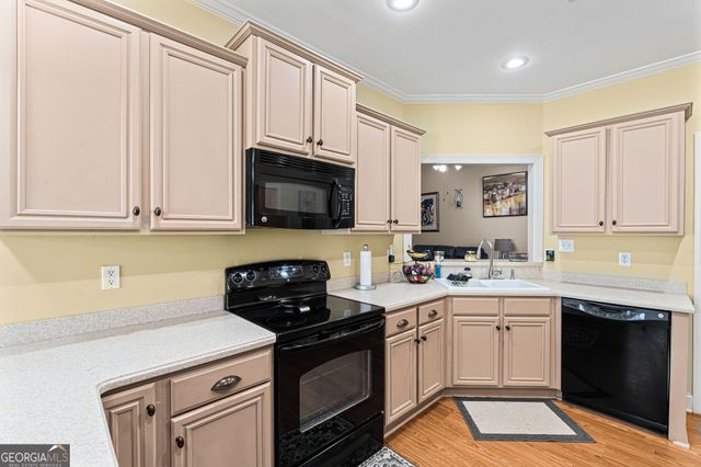 109 Gray Fox Crossing, Bonaire, GA 31005