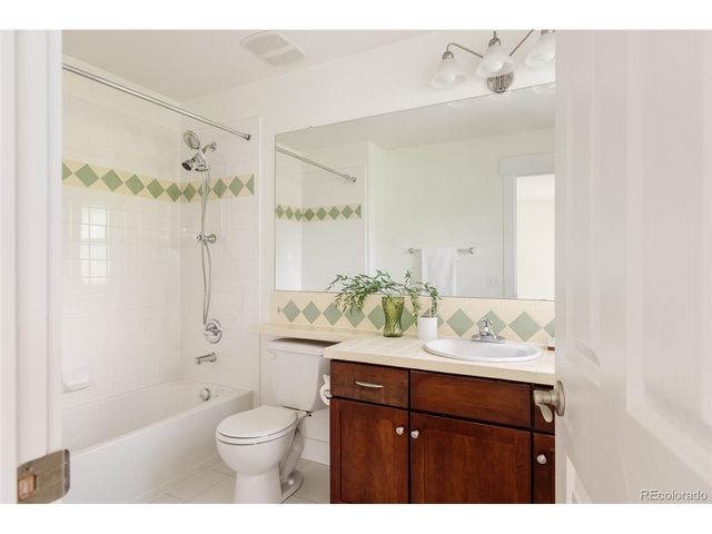 2807 Geneva St, Denver, CO 80238