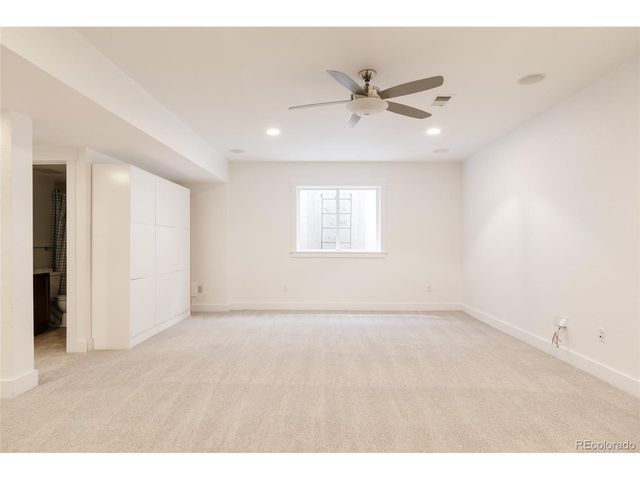 2807 Geneva St, Denver, CO 80238