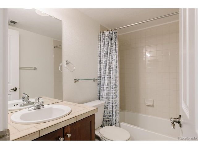 2807 Geneva St, Denver, CO 80238