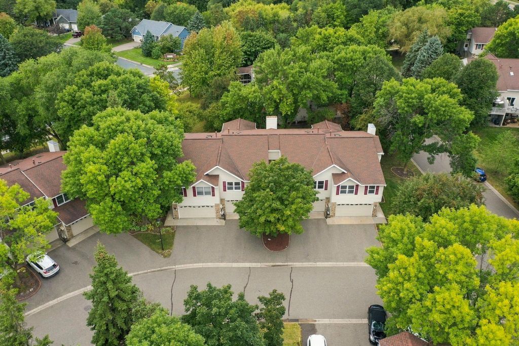 4240 Boulder Ridge Point, Eagan, MN 55122 — photo 2