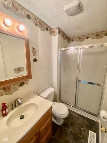 7749 Venetian Way, Indianapolis, IN 46217