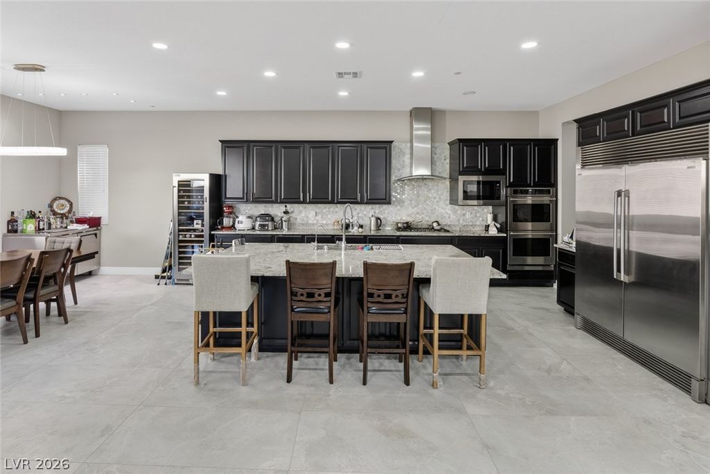 Image 12 of property listing at 782 Glistening Light Court, Henderson, NV 89052