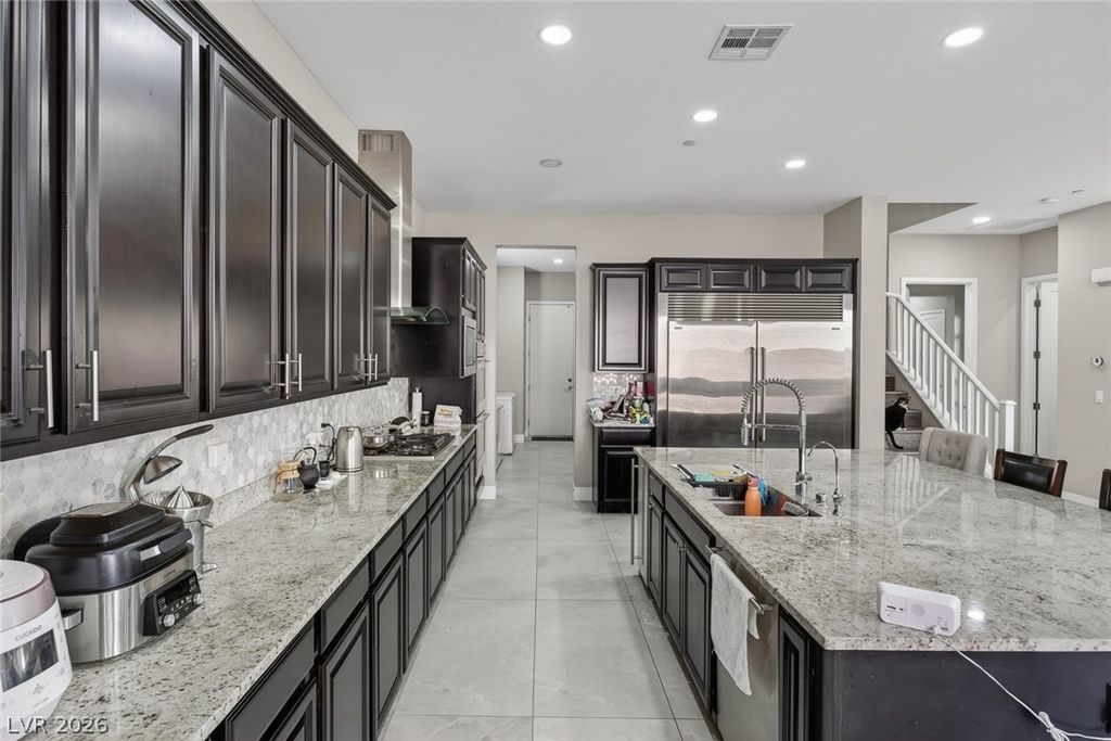 Image 14 of property listing at 782 Glistening Light Court, Henderson, NV 89052