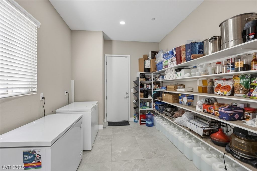 Image 19 of property listing at 782 Glistening Light Court, Henderson, NV 89052