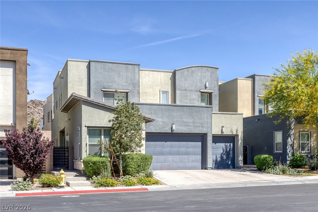 Image 2 of property listing at 782 Glistening Light Court, Henderson, NV 89052